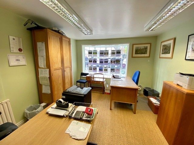 Property photo 3 of 5 Photo