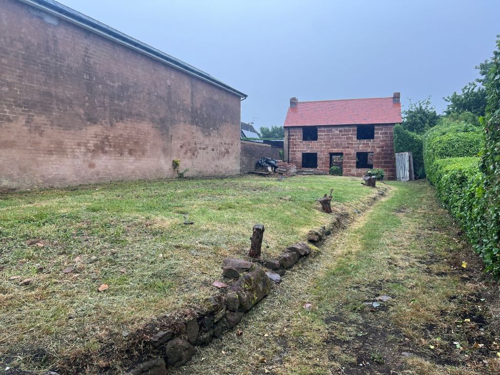 Property photo 2 of 16