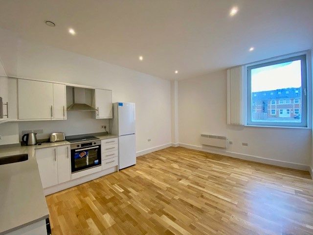 Property photo 3 of 7 Living Room