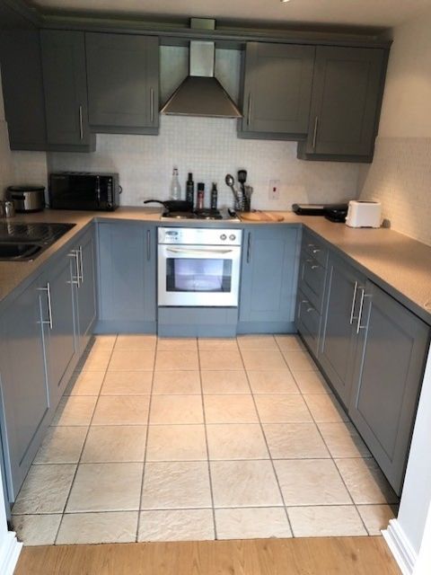 Property photo 2 of 7 11 Creswell Kitchen