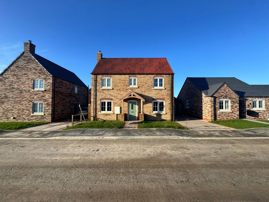 Property photo 1 of 19 4719350