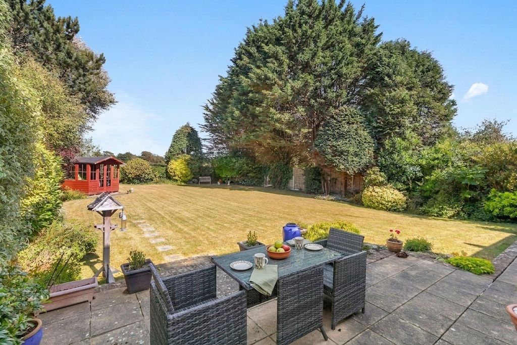 Property photo 3 of 21