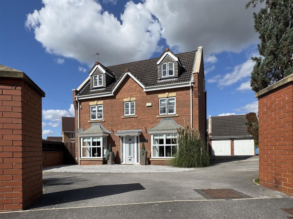 Property photo 1 of 22 Introduction