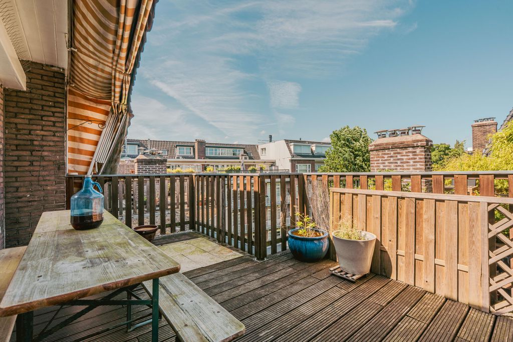 Property photo 3 of 43