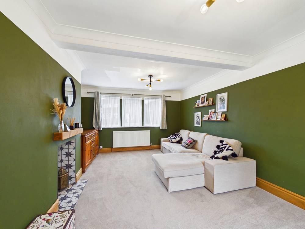 Property photo 2 of 14 Living Room