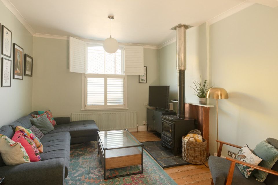 Property photo 3 of 32