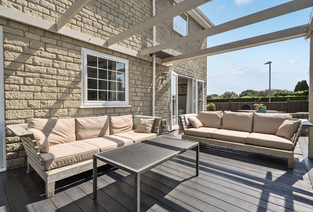 Property photo 2 of 24 1313597-6-6852d14...