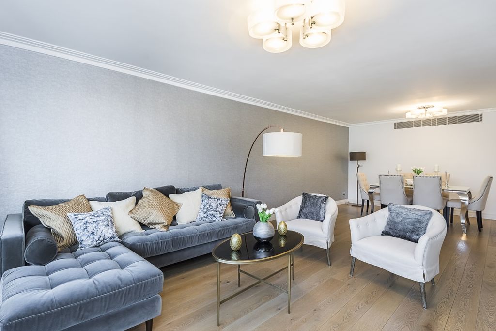 Property photo 3 of 40