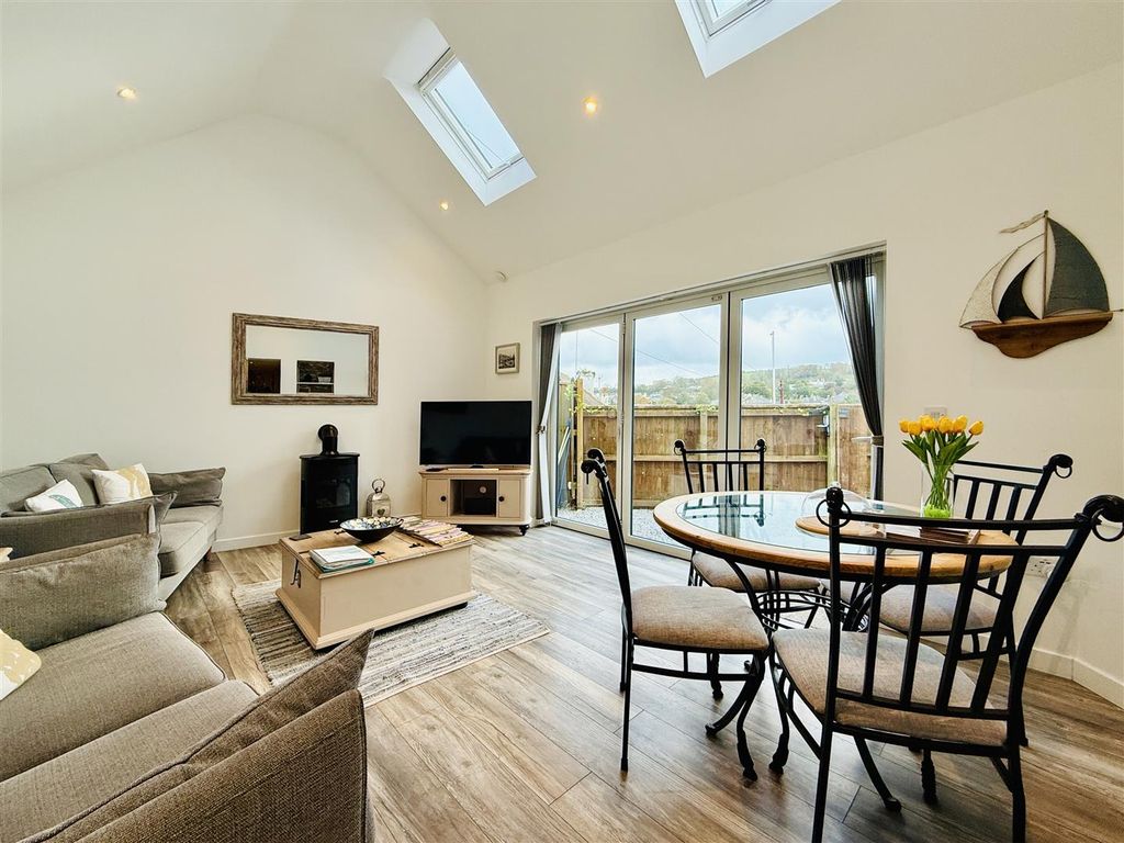 Property photo 2 of 13 Living Room.Jpg