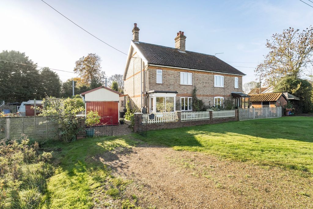 Property photo 1 of 20