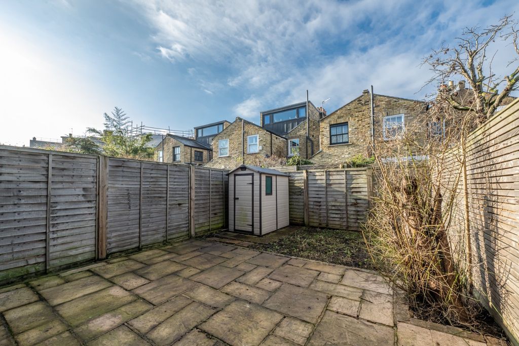 Property photo 3 of 24 4819815