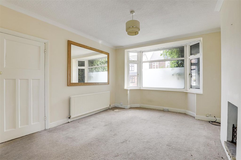 Property photo 2 of 15 7893.Jpg