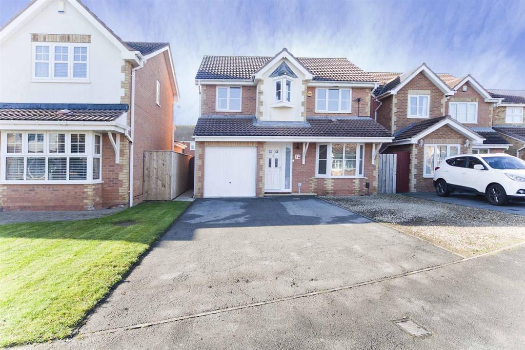 Property photo 1 of 28