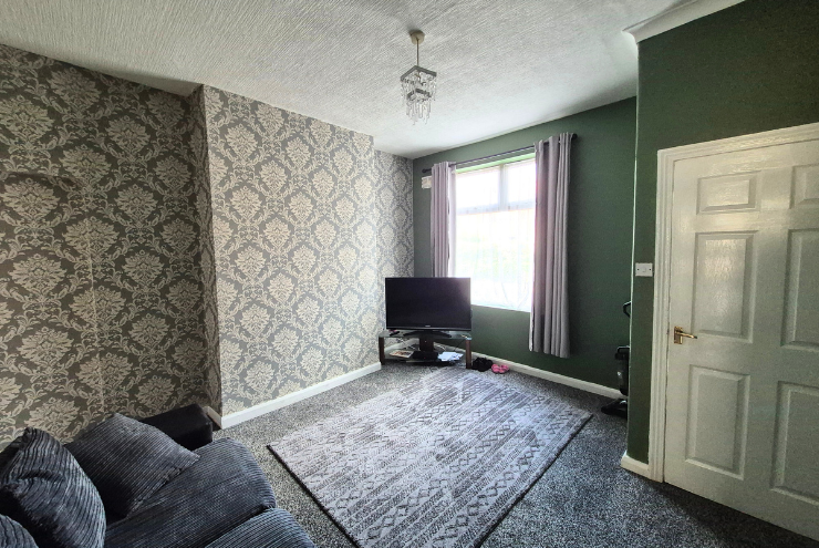 Property photo 2 of 6