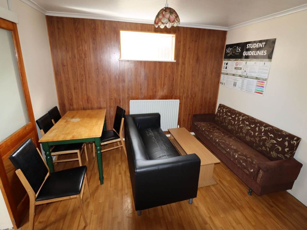 Property photo 3 of 9 2Be09Ae0-7846-486A-9217-A97Ebf225Dbc