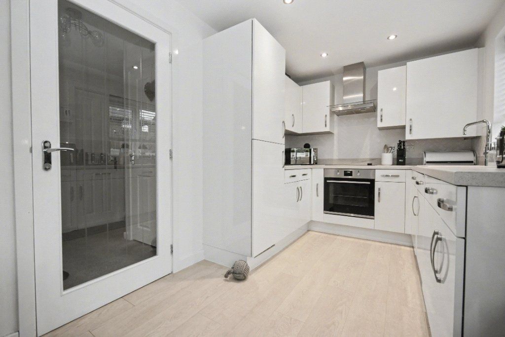 Property photo 3 of 17 Picture No. 06