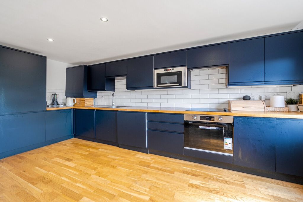Property photo 2 of 13 Picture No. 05