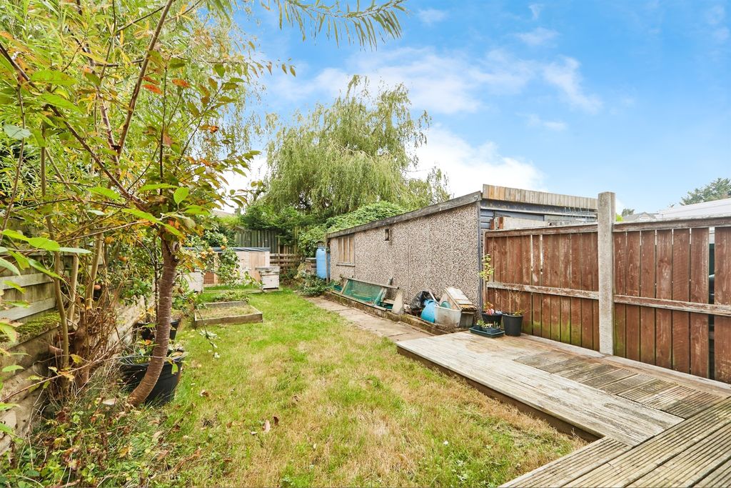 Property photo 3 of 12