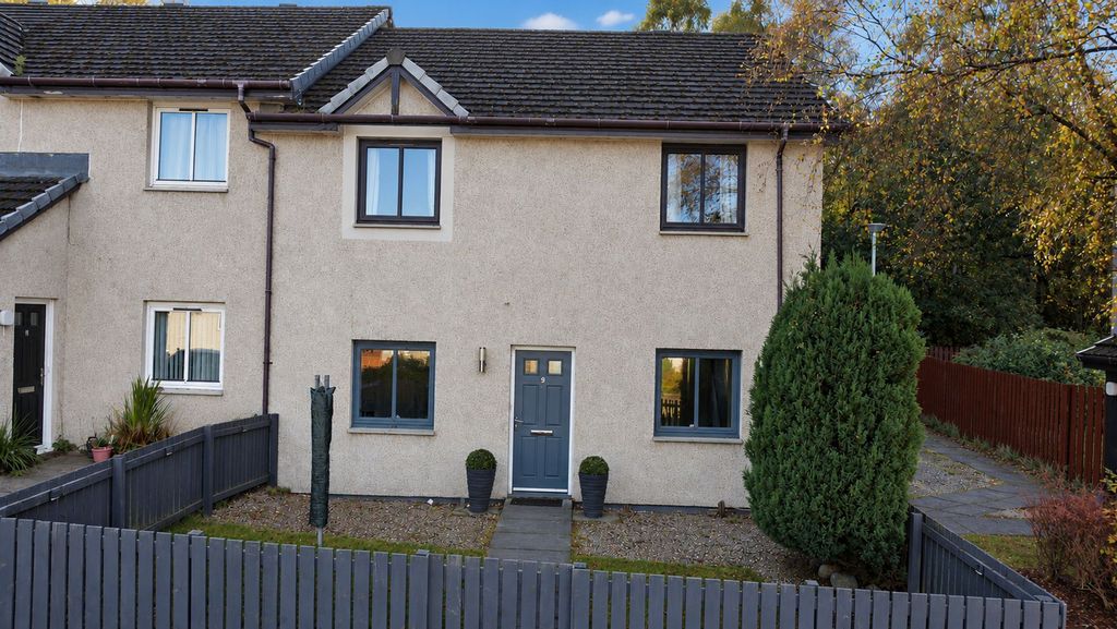 Property photo 1 of 24