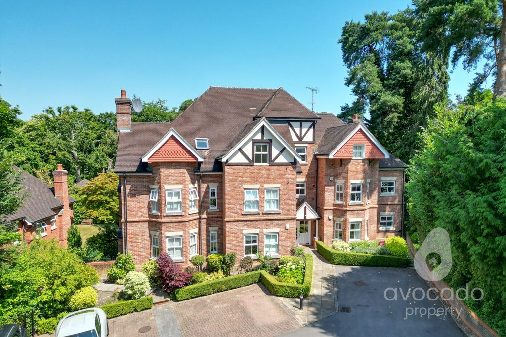 Property photo 1 of 11 4303403