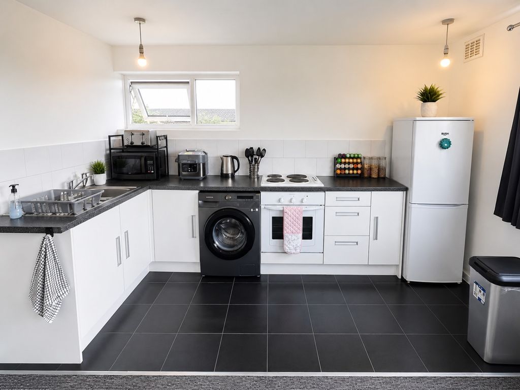 Property photo 3 of 5 5156533
