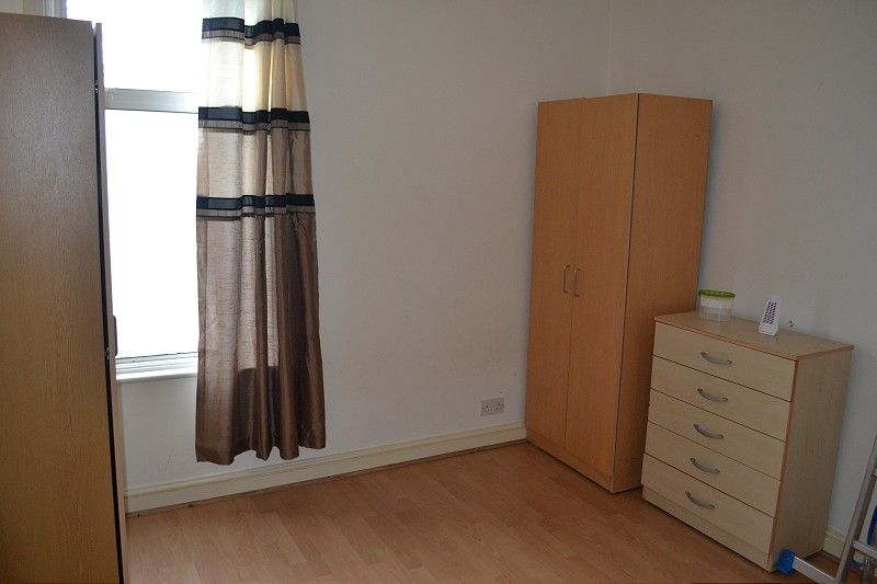 Property photo 3 of 6 Dsc_0005-800