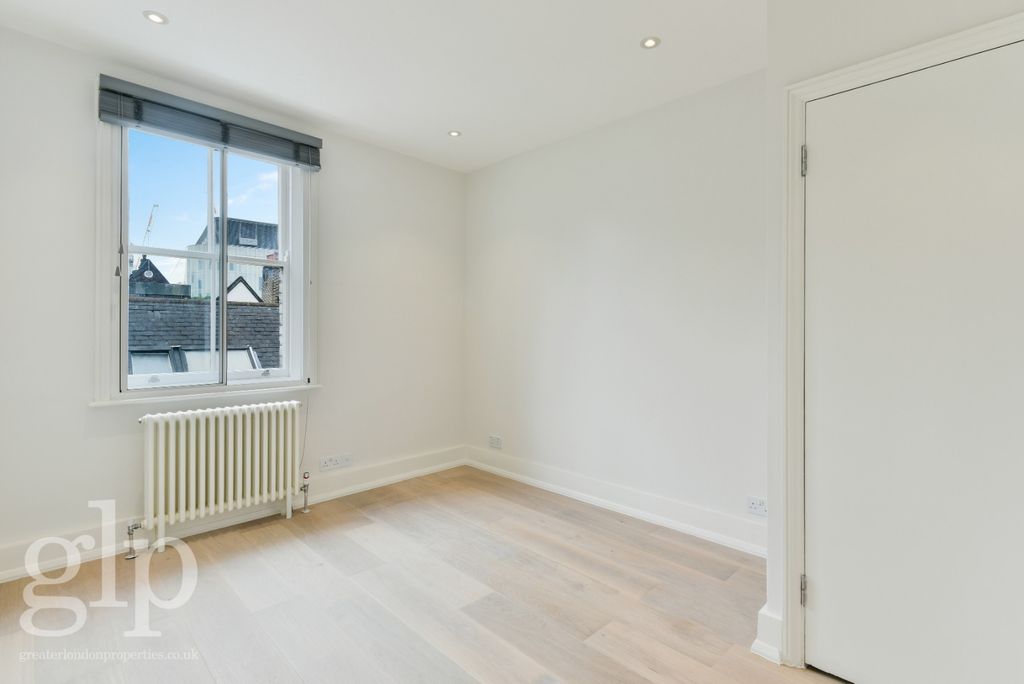 Property photo 1 of 18 963450