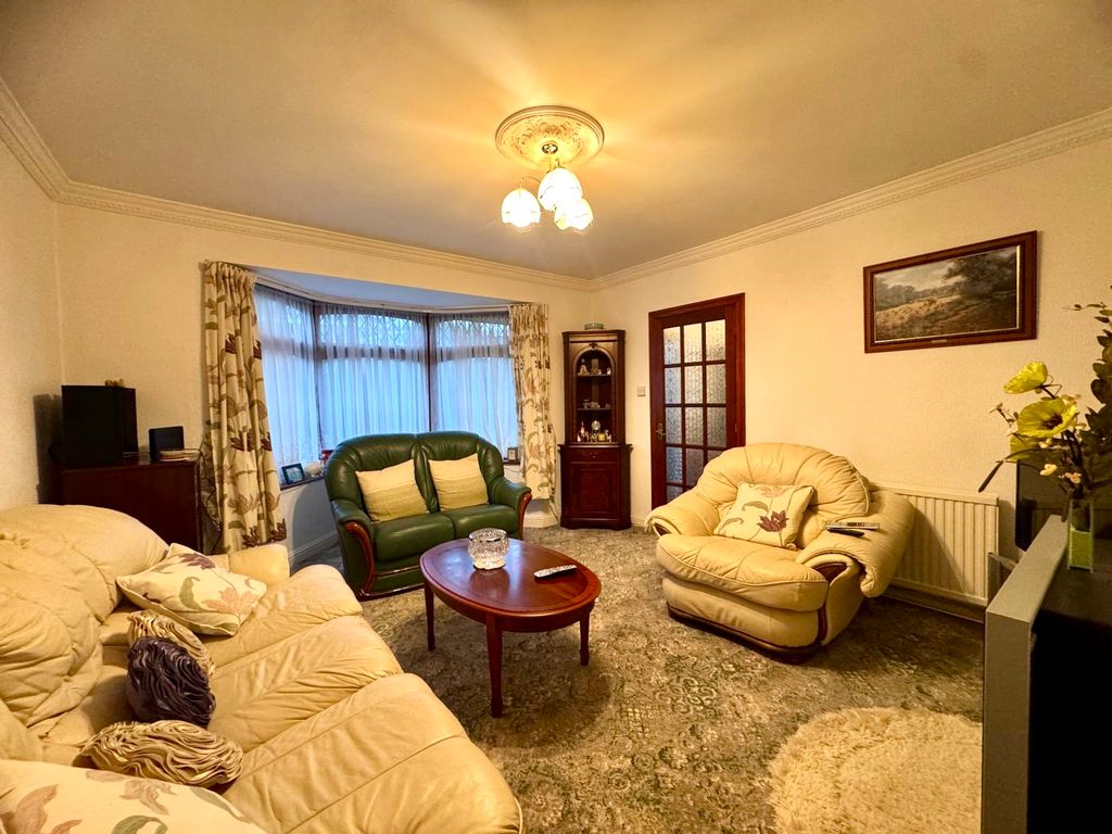 Property photo 2 of 17 Img_0667.Jpeg