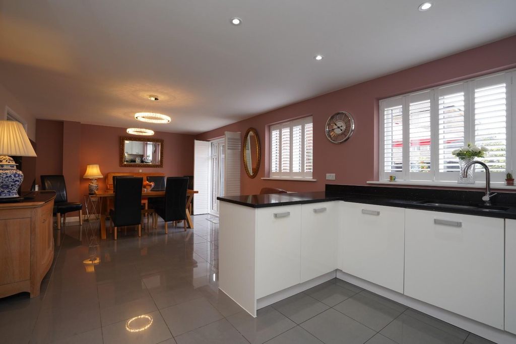 Property photo 3 of 30 Dsc03358.Jpg