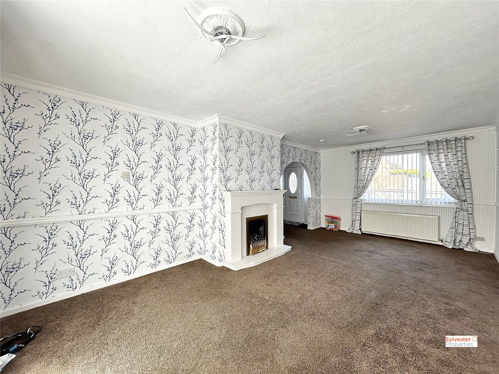 Property photo 3 of 21 Picture No. 22