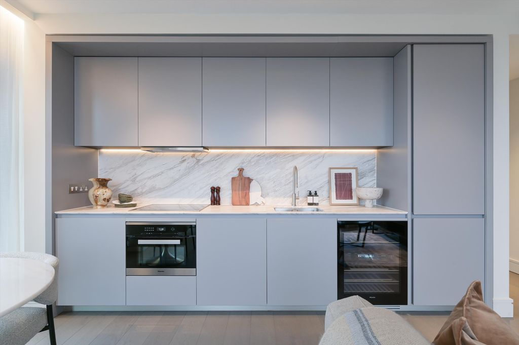 Property photo 1 of 9 Image