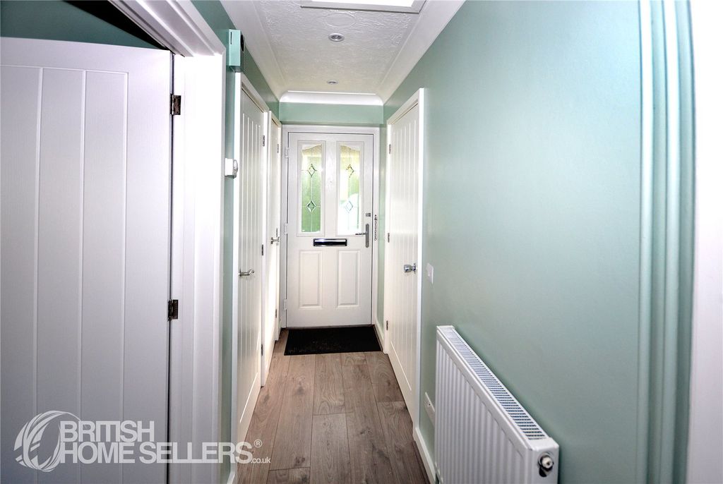 Property photo 2 of 10 Picture No. 08