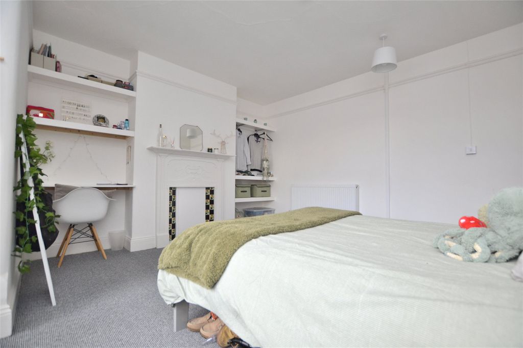 Property photo 2 of 15 Picture No. 05