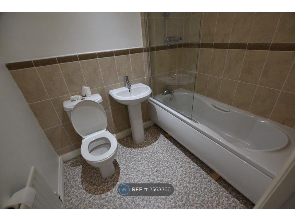 Property photo 3 of 3