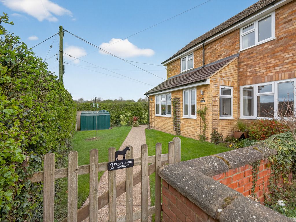 Property photo 2 of 20