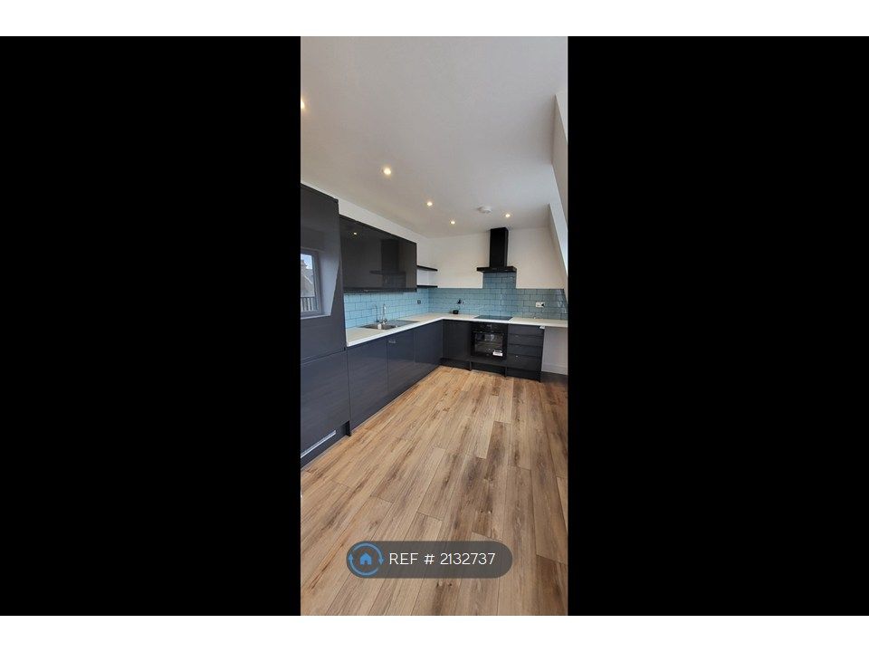 Property photo 1 of 25 Flat 6A - Lounge/Kitchen