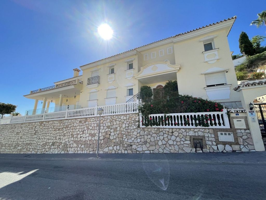 Property photo 1 of 45