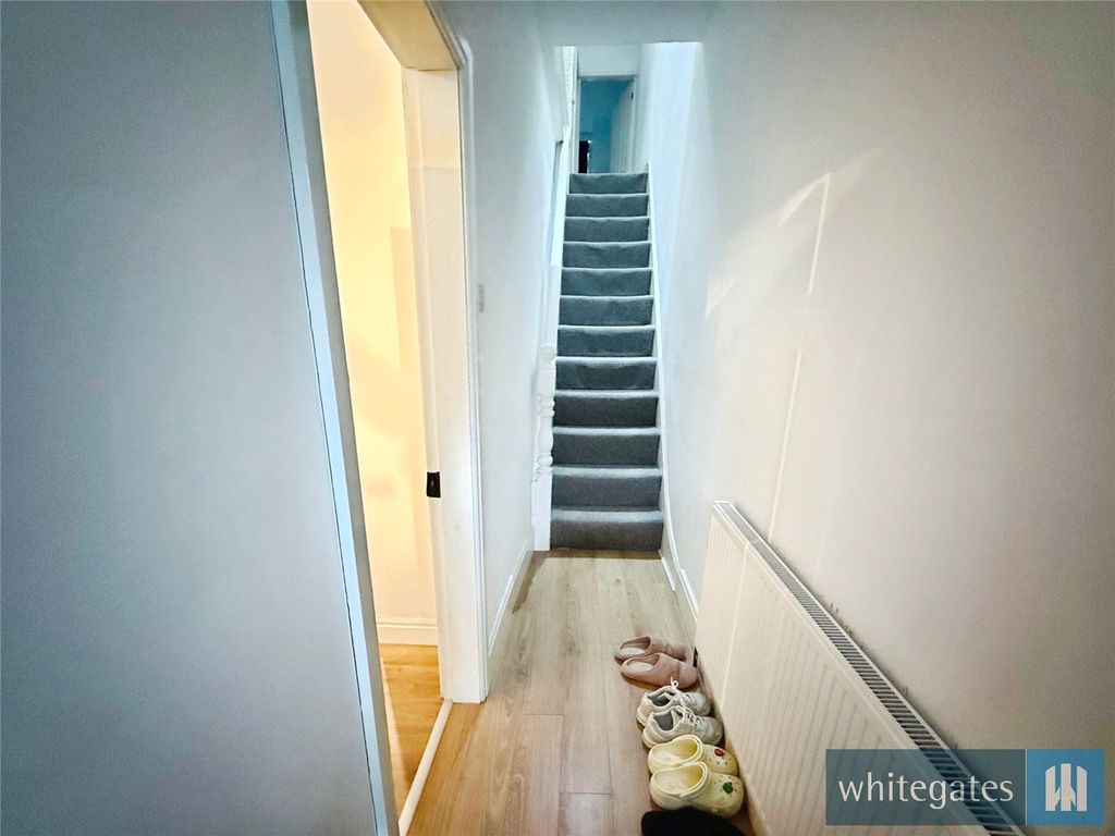 Property photo 2 of 18 Picture No. 04