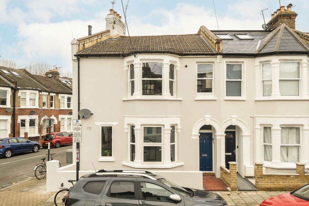 Property photo 1 of 6