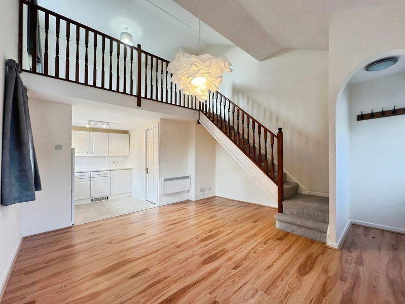 Property photo 2 of 11 Photo 6