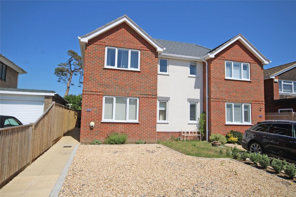 Property photo 1 of 13 Picture No. 14