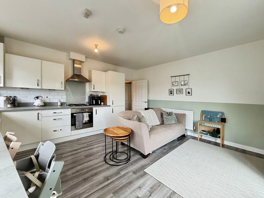 Property photo 1 of 17 Pbox-Img.Jpeg