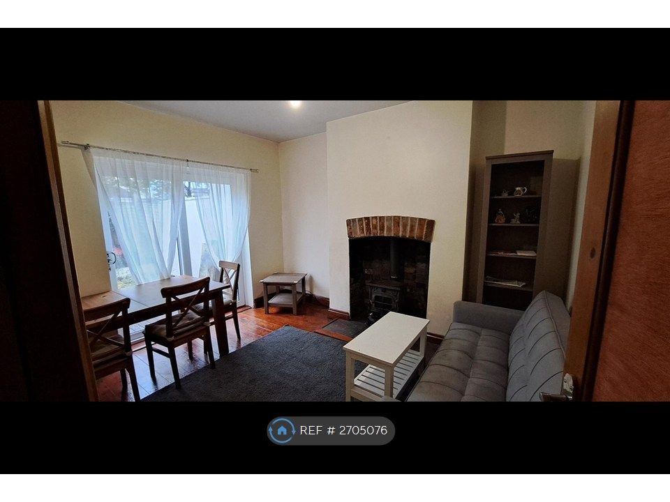 Property photo 1 of 13 Living/Dining