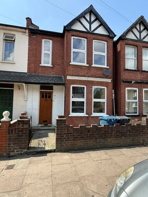 Property photo 1 of 10 1