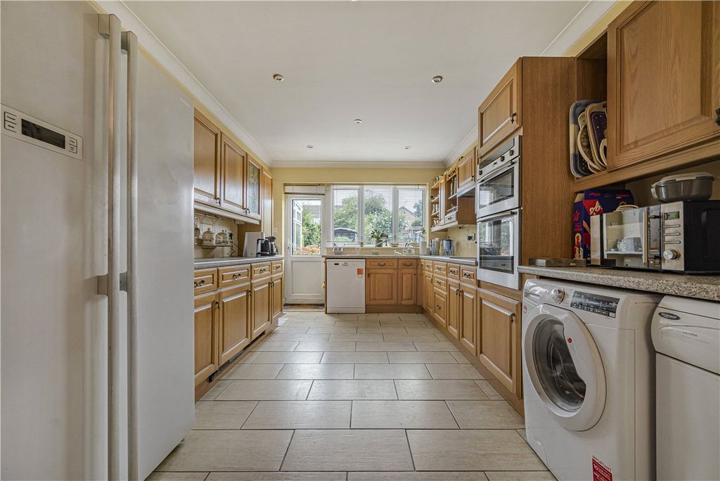 Property photo 2 of 25 Picture No. 26