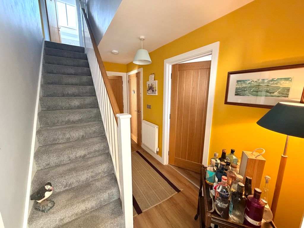 Property photo 2 of 23 Hallway