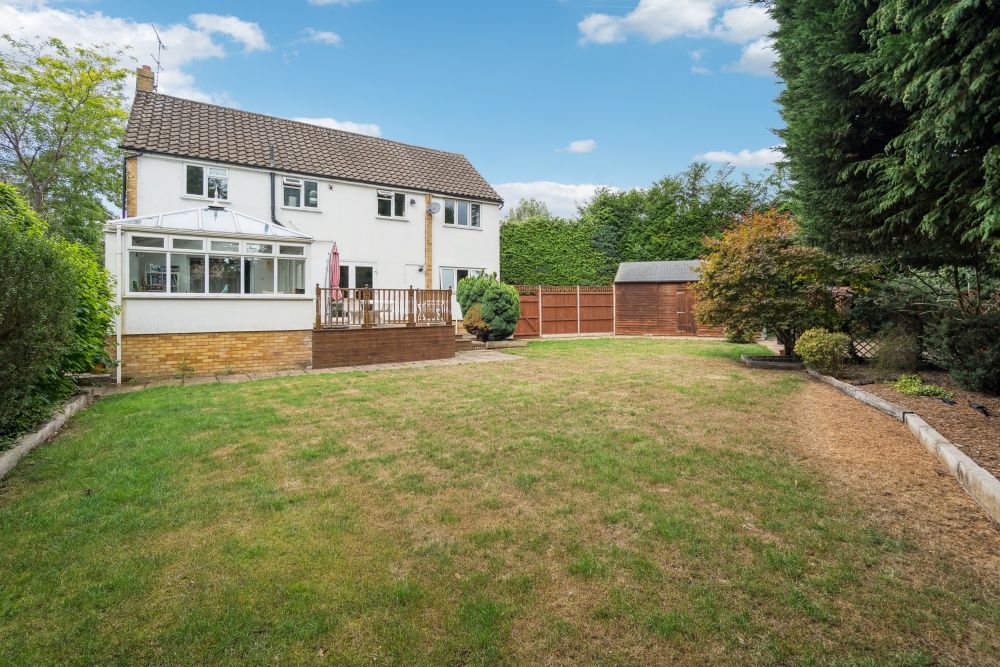 Property photo 2 of 17