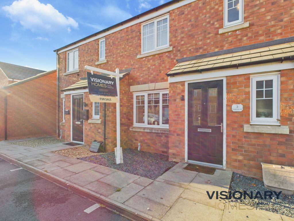 Property photo 3 of 15 Front