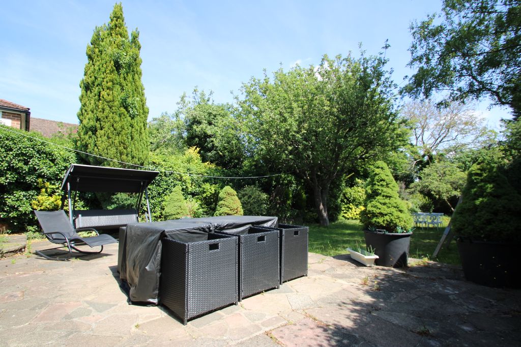 Property photo 3 of 21