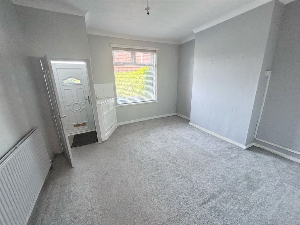 Property photo 3 of 9 Picture No. 07